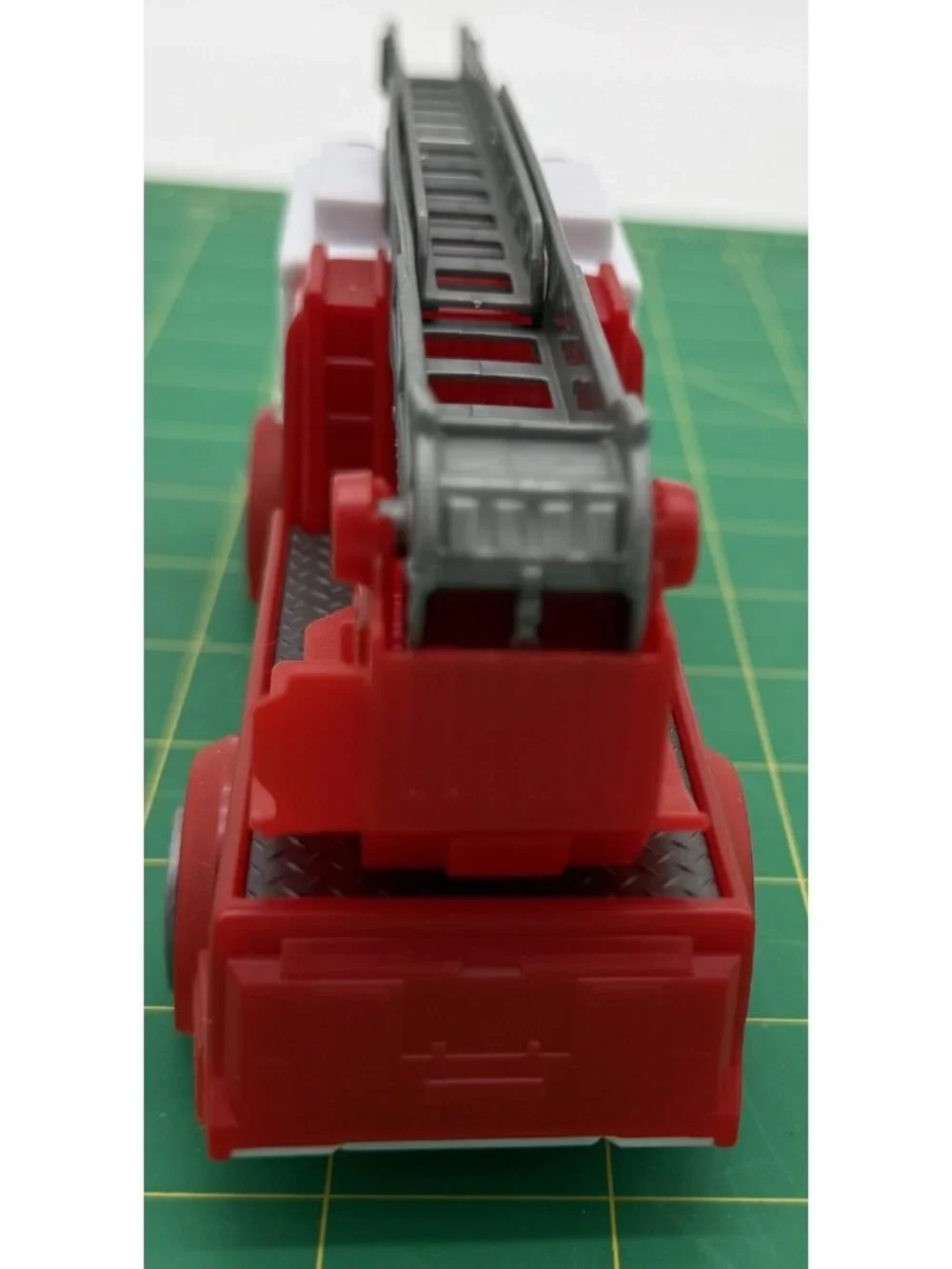 Fire Rescue with Working Ladder Red Plastic Fire Engine Toy Vehicle